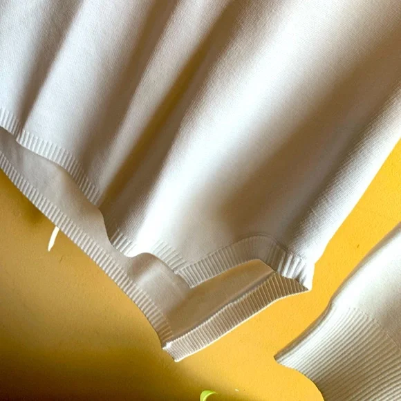 NWT Zara back out Turtleneck - Picture 2 of 3